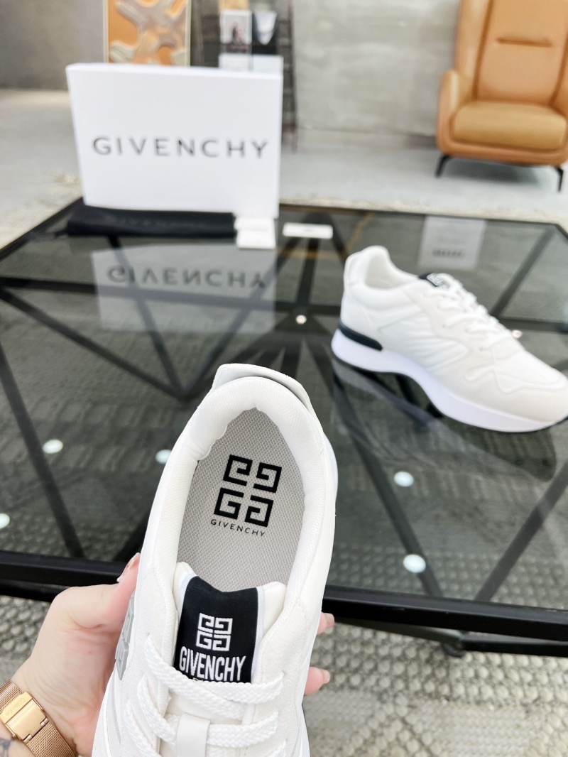 Givenchy Sneakers